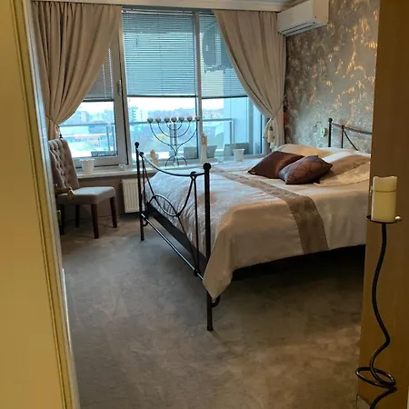 Mirka * ブラチスラヴァ