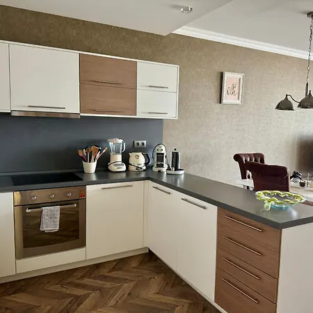 Mirka * ブラチスラヴァ